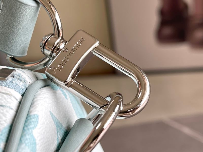 Louis Vuitton Travel Bags